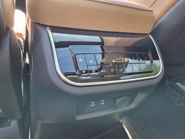 2026 INFINITI QX80 Luxe 4WD