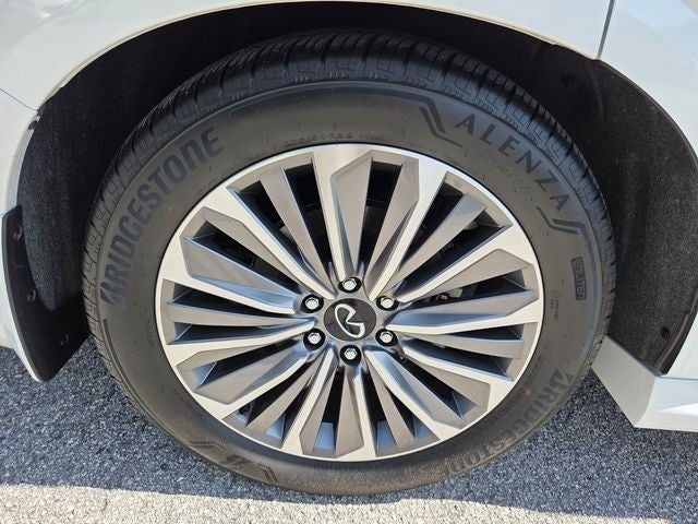 2026 INFINITI QX80 Luxe 4WD