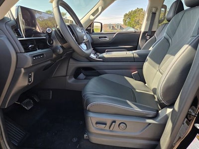 2027 INFINITI QX80 Luxe 4WD