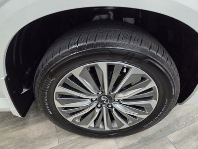 2027 INFINITI QX80 Luxe 2WD