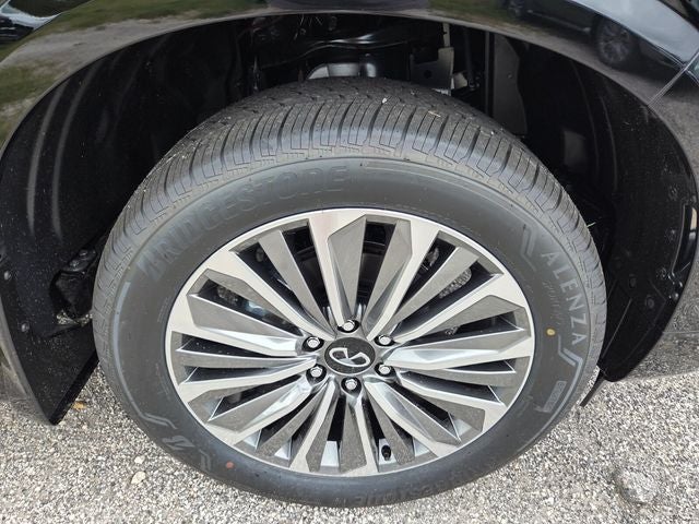 2027 INFINITI QX80 Luxe 2WD