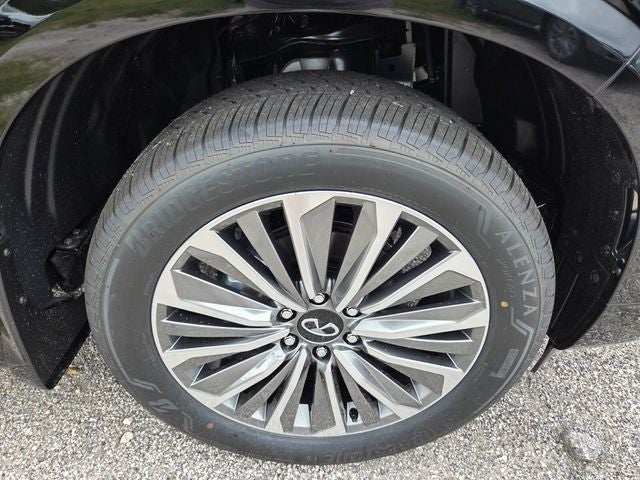2027 INFINITI QX80 Luxe 2WD