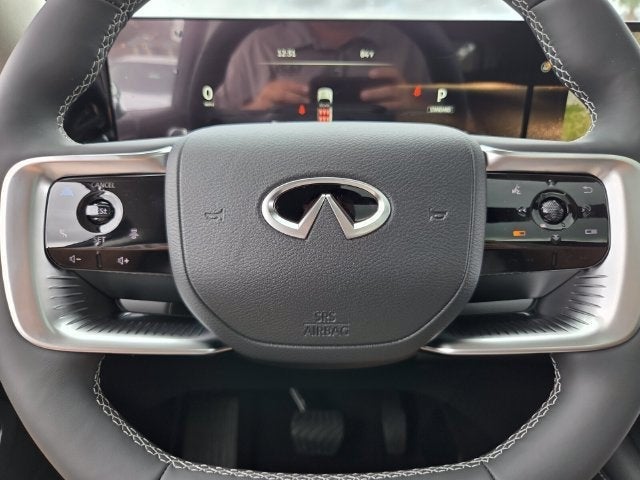 2027 INFINITI QX80 Luxe 2WD