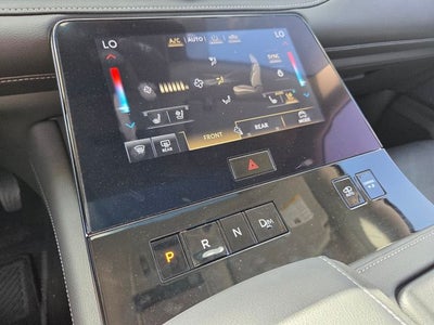 2025 INFINITI QX80 LUXE