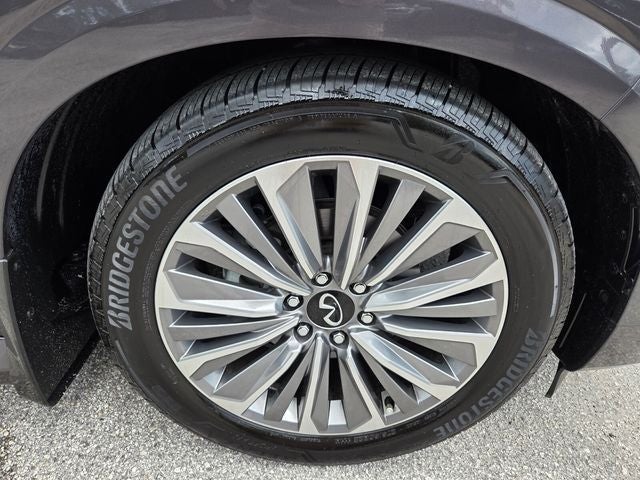 2026 INFINITI QX80 Luxe 4WD