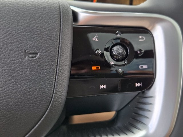2027 INFINITI QX80 Luxe 4WD