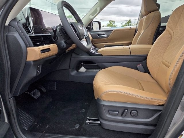 2027 INFINITI QX80 Luxe 4WD