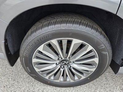 2027 INFINITI QX80 Luxe 4WD