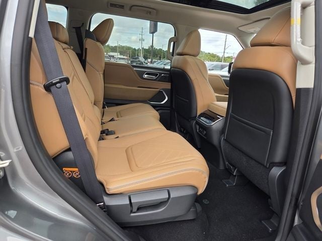 2027 INFINITI QX80 Luxe 4WD