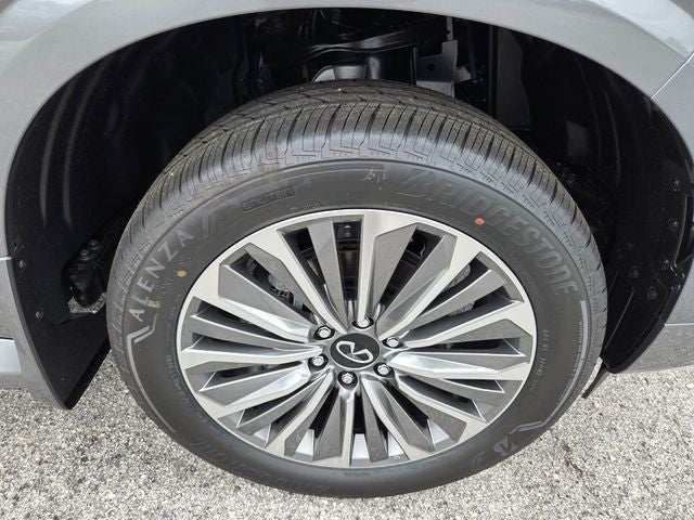 2027 INFINITI QX80 Luxe 4WD