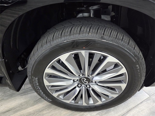 2026 INFINITI QX80 Luxe 4WD