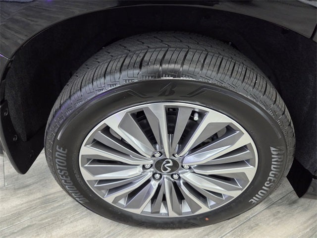 2026 INFINITI QX80 Luxe 4WD