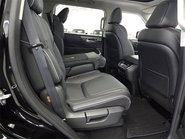 2026 INFINITI QX80 Luxe 4WD