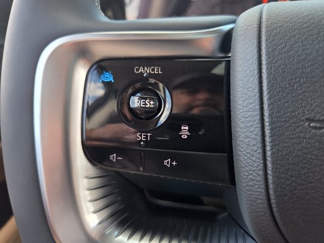 2027 INFINITI QX80 Luxe 4WD