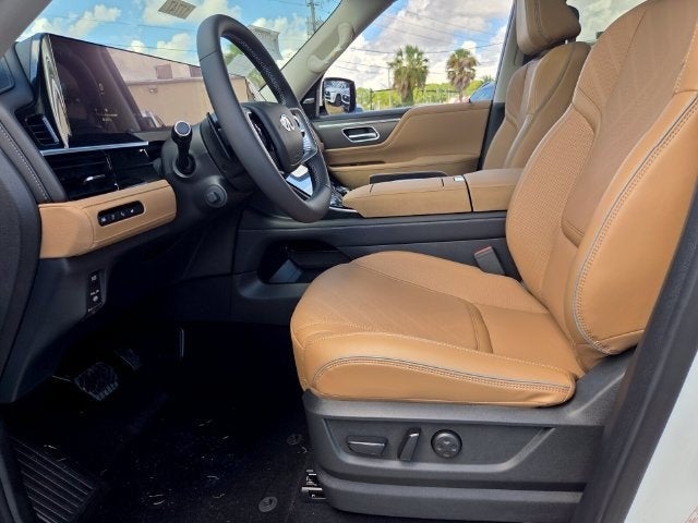 2027 INFINITI QX80 Luxe 4WD
