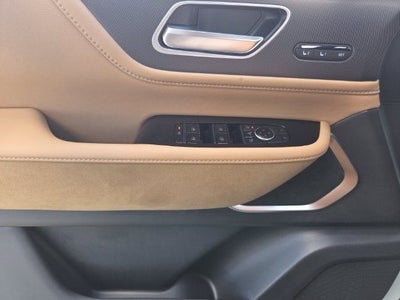 2027 INFINITI QX80 Luxe 4WD