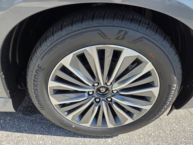 2027 INFINITI QX80 Luxe 4WD