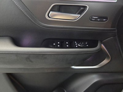 2027 INFINITI QX80 Luxe 4WD