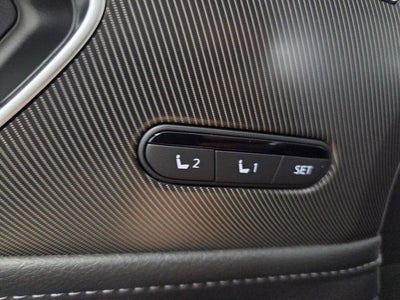 2027 INFINITI QX80 Luxe 4WD