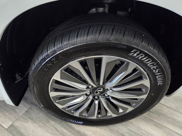 2027 INFINITI QX80 Luxe 4WD