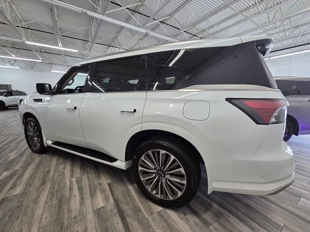 2027 INFINITI QX80 Luxe 4WD