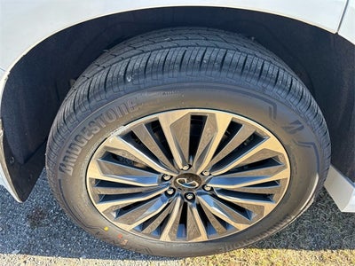 2026 INFINITI QX80 Luxe 4WD