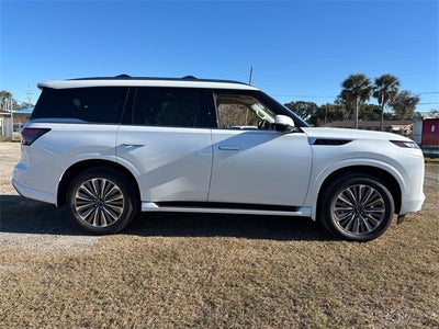 2026 INFINITI QX80 Luxe 4WD