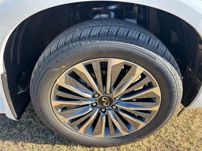 2026 INFINITI QX80 Luxe 4WD