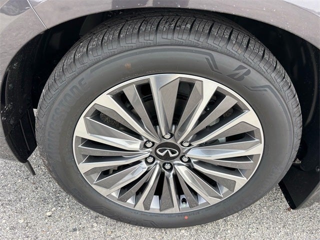 2026 INFINITI QX80 Luxe 4WD