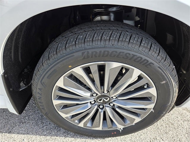 2026 INFINITI QX80 Luxe 4WD