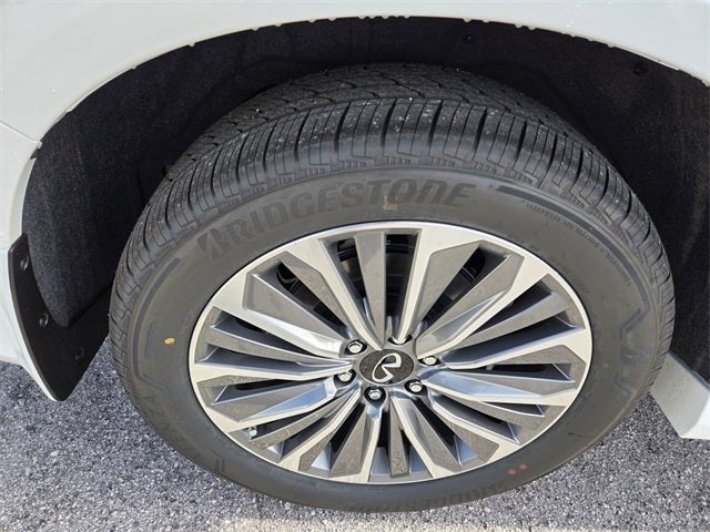 2026 INFINITI QX80 Luxe 4WD