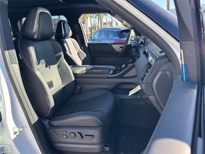 2026 INFINITI QX80 Autograph 4WD