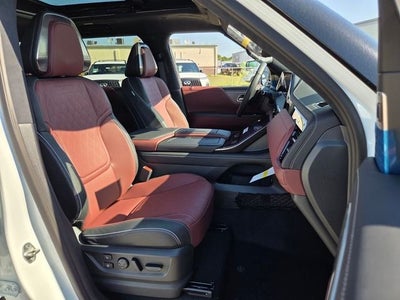 2026 INFINITI QX80 Autograph 4WD