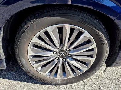 2025 INFINITI QX80 Sensory 4WD