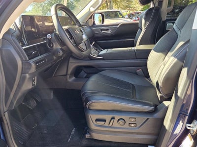 2025 INFINITI QX80 Sensory 4WD