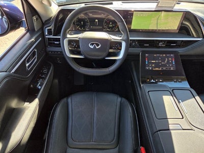 2025 INFINITI QX80 Sensory 4WD