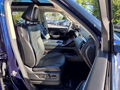 2025 INFINITI QX80 Sensory 4WD