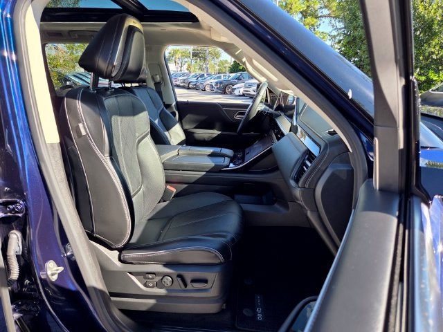 2025 INFINITI QX80 Sensory 4WD