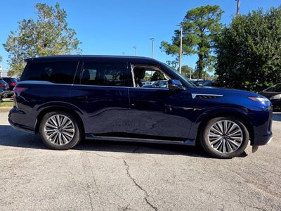 2025 INFINITI QX80 Sensory 4WD