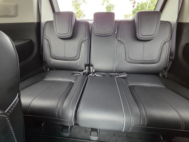 2025 INFINITI QX80 Sensory 4WD