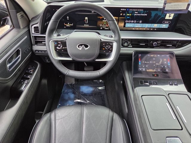 2025 INFINITI QX80 Sensory 4WD