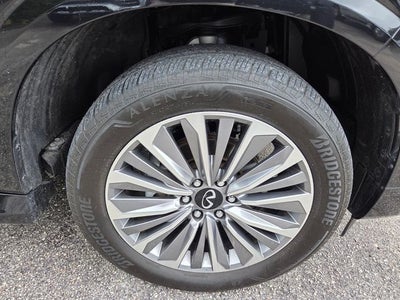 2025 INFINITI QX80 Sensory 4WD