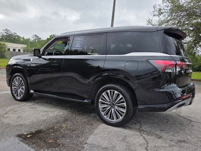 2025 INFINITI QX80 Sensory 4WD