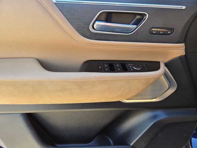 2025 INFINITI QX80 Sensory 4WD