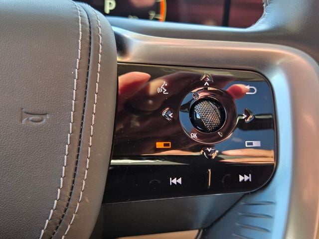 2025 INFINITI QX80 Sensory 4WD