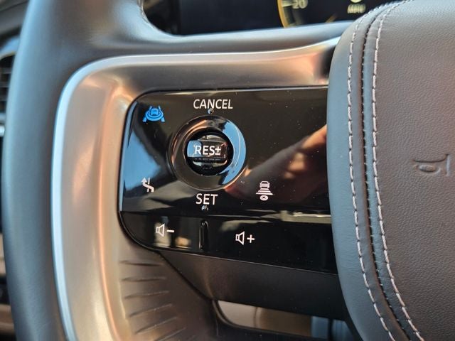 2025 INFINITI QX80 Sensory 4WD