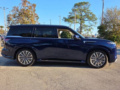 2025 INFINITI QX80 Sensory 4WD