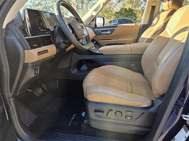 2025 INFINITI QX80 Sensory 4WD