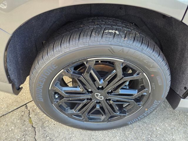 2027 INFINITI QX80 Sport 4WD