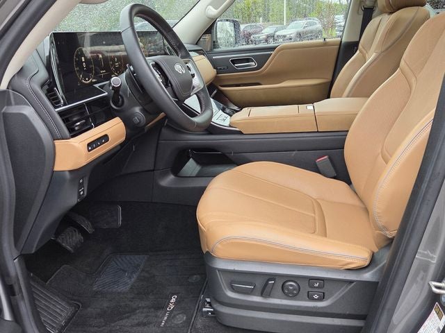 2025 INFINITI QX80 Sensory 4WD